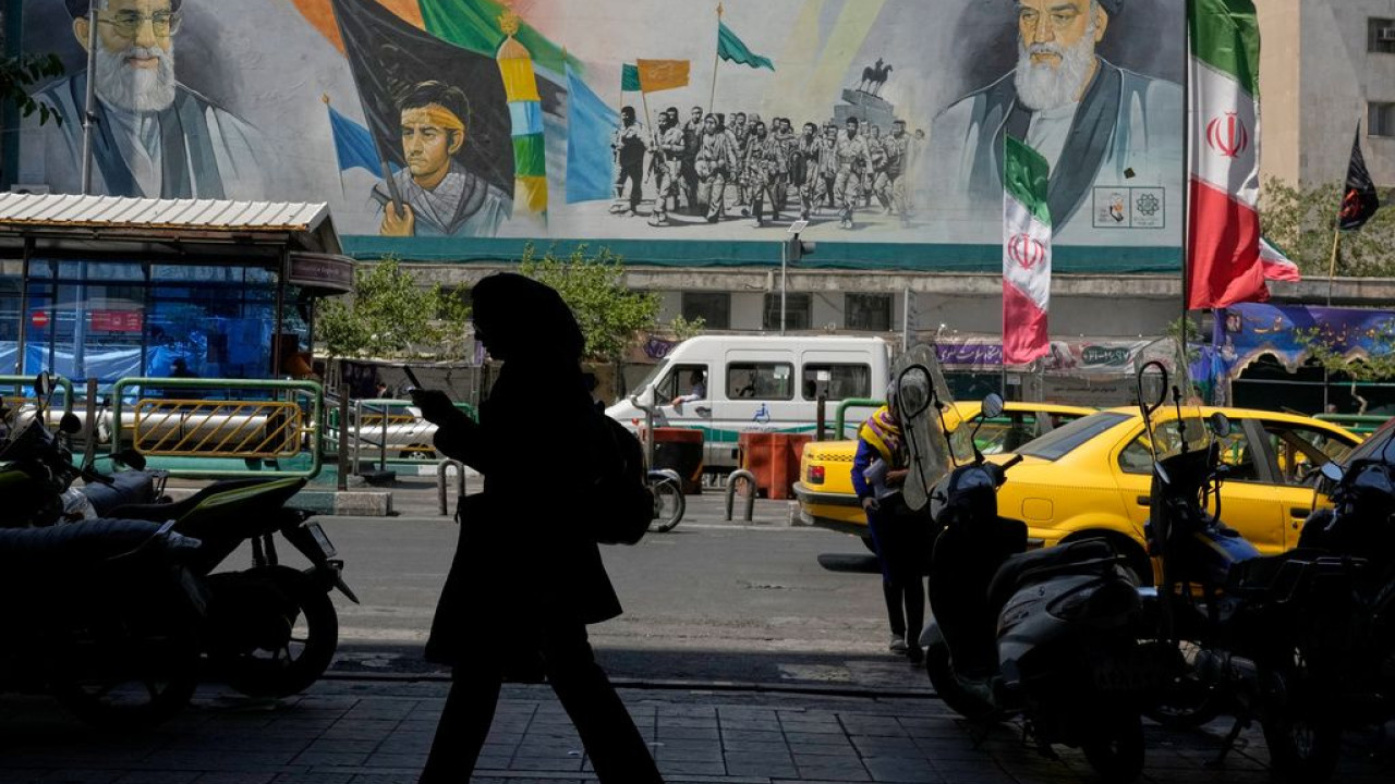 Τεχεράνη: Τα νέα πλήγματα των ΗΠΑ καθιστούν την εκεχειρία «πρακτικά άνευ νοήματος»