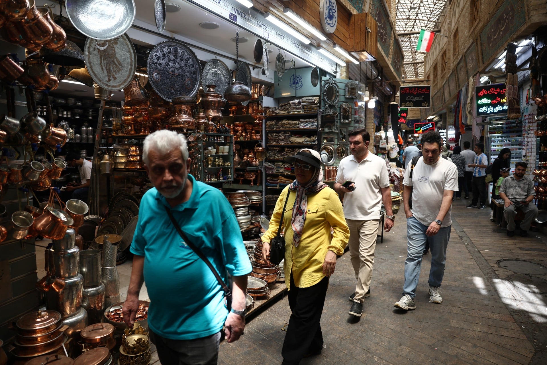 «Οι περισσότεροι άνθρωποι απλώς ελπίζουν να τελειώσει»