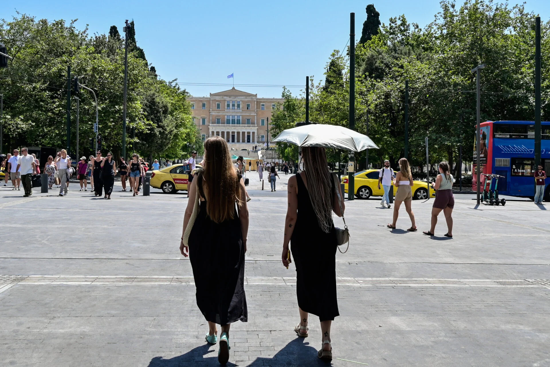 Καιρός: Ηλιοφάνεια και μικρή άνοδος της θερμοκρασίας