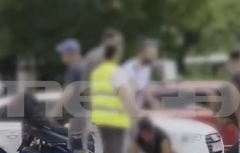 Βίντεο-ντοκουμέντο από τον άγριο ξυλοδαρμό στην Καλλιθέα – Xτυπήματα με ρόπαλο του μπέιζμπολ