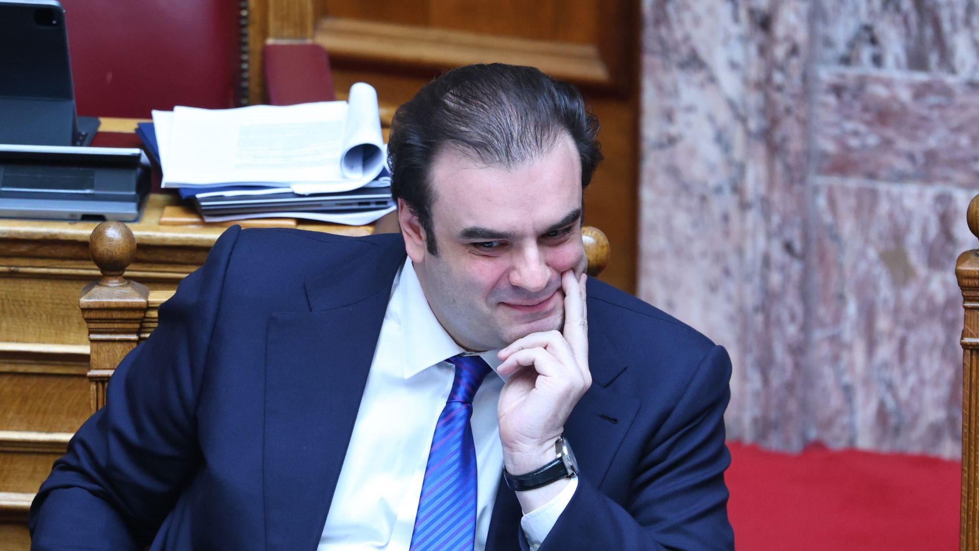 Yπερψηφίστηκε η ρύθμιση για ενήμερους δανείων νόμου Κατσέλη