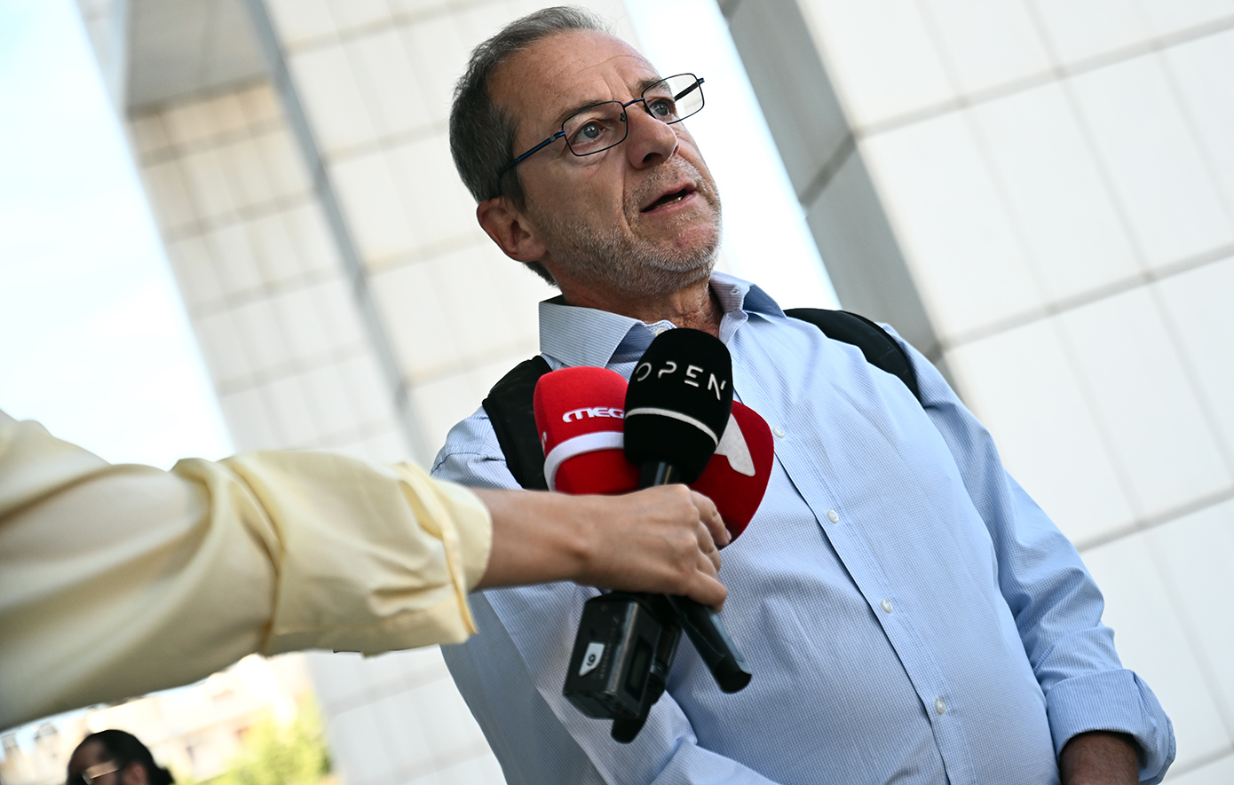 Αντιμέτωπος με αυστηρότερη ποινική μεταχείριση ο Δημήτρης Λιγνάδης για τρεις βιασμούς ανηλίκων – Έγινε δεκτή η εισαγγελική έφεση