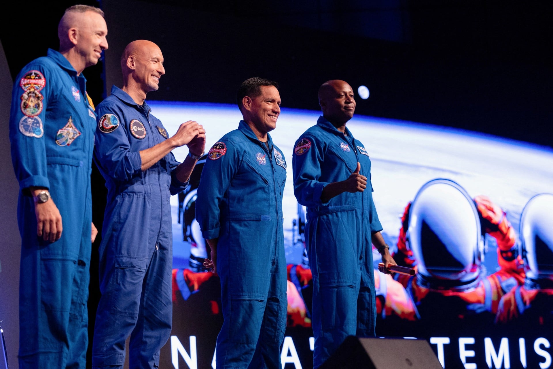Μπροστά στις επικρίσεις, ο επικεφαλής της Nasa υπεραμύνεται της επιλογής του πληρώματος που αποτελείται αποκλειστικά από άνδρες