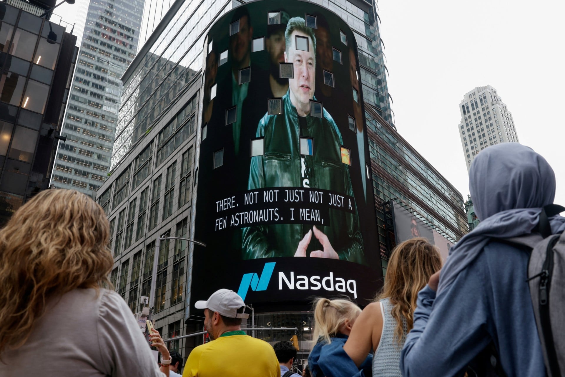 Nasdaq: Εκτόξευση της μετοχής της Space X - Πάνω από 2 τρισ. δολάρια η αποτίμηση της εταιρίας