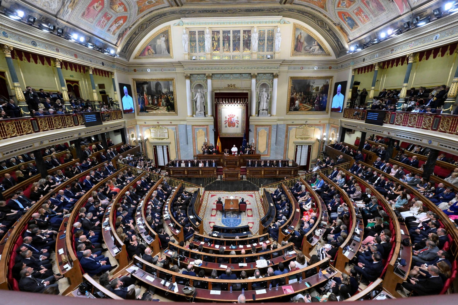 Τα όπλα δεν μπορούν ποτέ να οικοδομήσουν μια αυθεντική και διαρκή ειρήνη