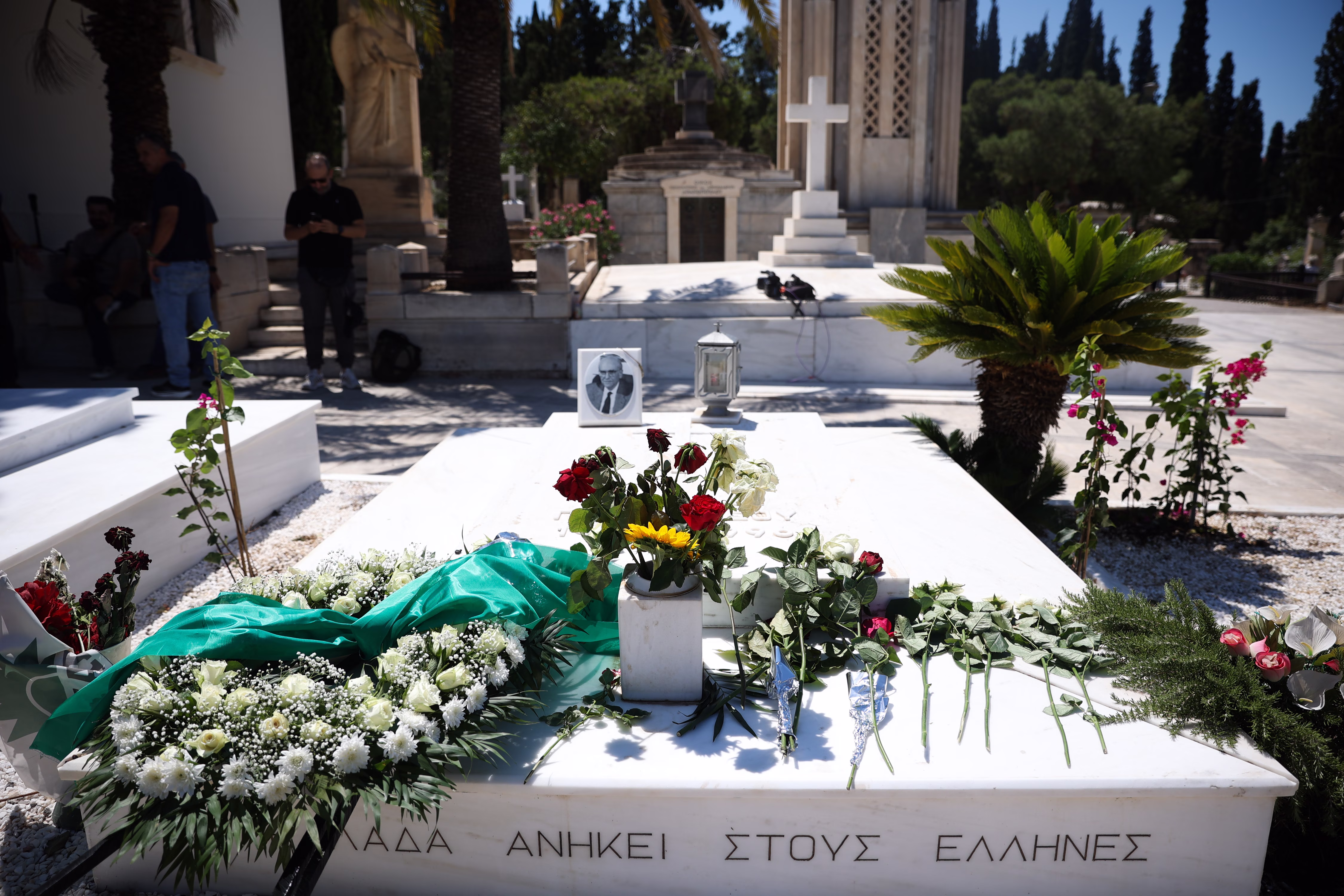 ΠΑΣΟΚ: Πολιτικό μνημόσυνο για τον Ανδρέα Παπανδρέου στο Α΄ Νεκροταφείο