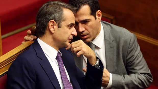 Συμφωνία για στρατόπεδα κράτησης μεταναστών θέλει ο Πλεύρης, με το προσύμφωνο για το Predator απειλεί ο Ντίλιαν και τίποτα από όλα αυτά δεν βρίσκει τον λαό σύμφωνο