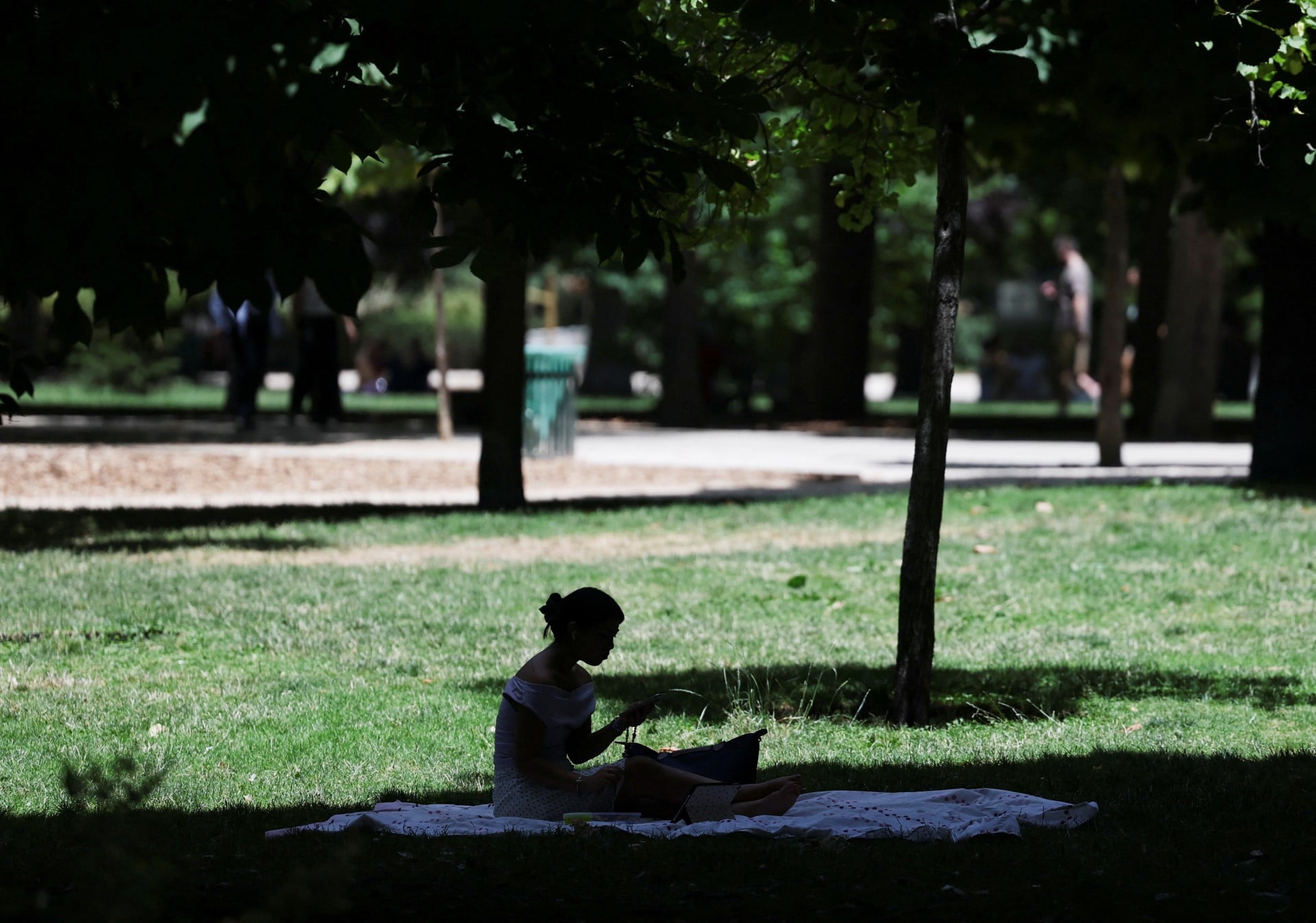 212 θάνατοι το τελευταίο πενθήμερο αποδίδονται στον καύσωνα
