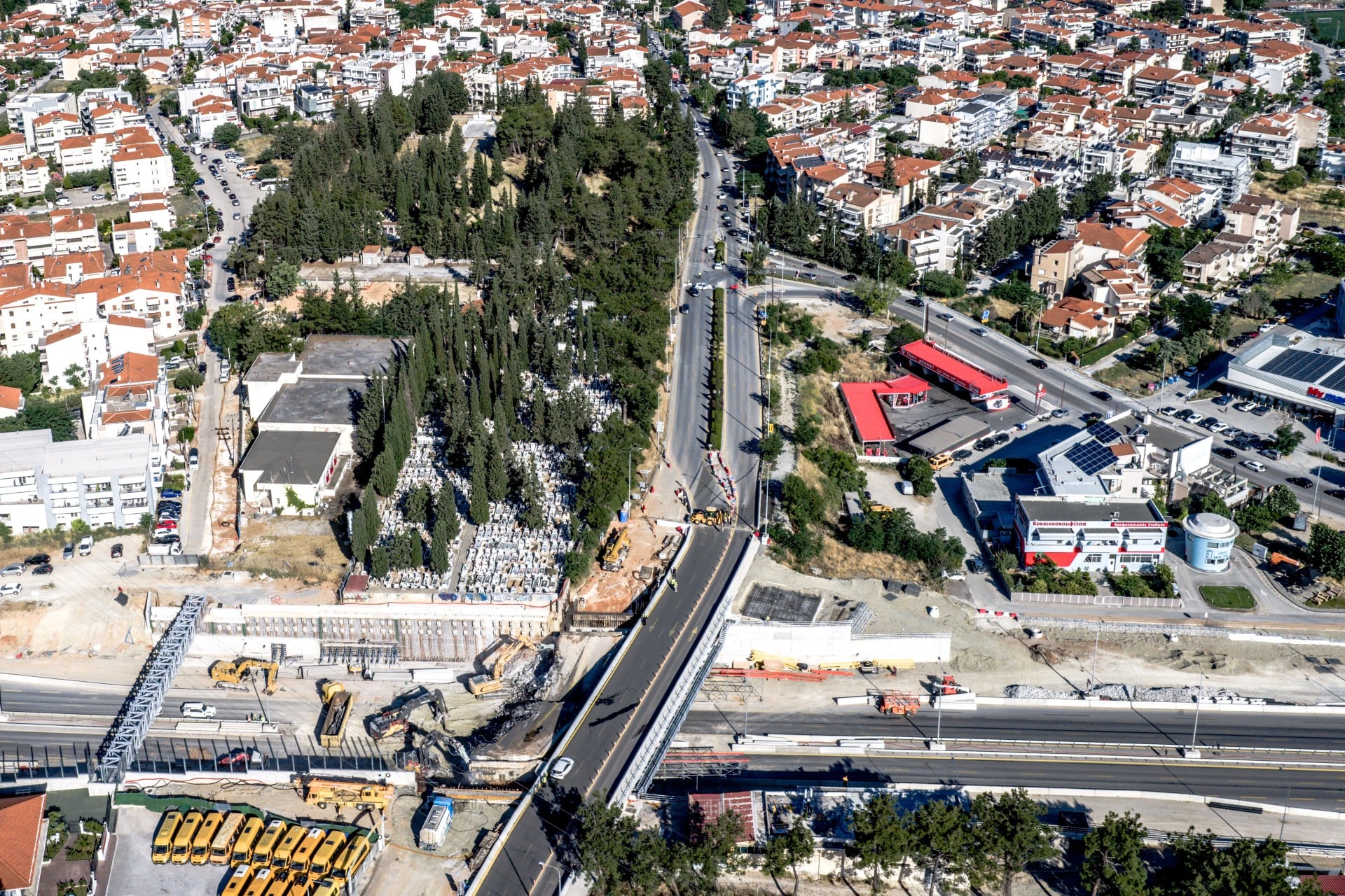 Αποκαταστάθηκε η κυκλοφορία στην Περιφερειακή, έπειτα από τα έργα κατεδάφισης της γέφυρας Πανοράματος