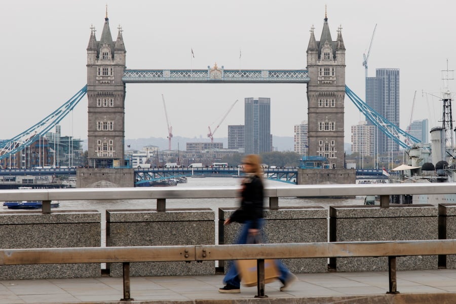 Σχεδόν τα 2/3 των Βρετανών μετάνιωσαν το Brexit