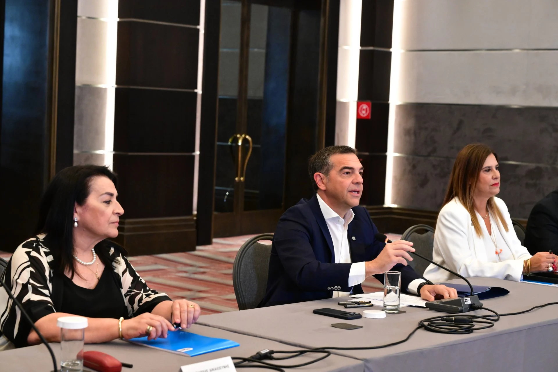Αλέξης Τσίπρας: Να αλλάξουμε τη ρότα της πατρίδας