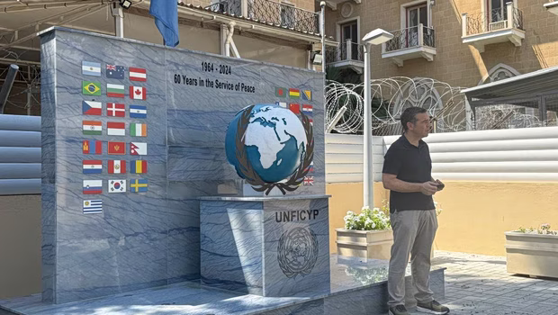 Ο Τσίπρας στην Πράσινη Γραμμή - Πώς αποτιμά το ταξίδι στην Κύπρο - Τι λέει για την επίλυση του Κυπριακού