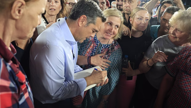 Πρόωρες εκλογές: Η πιθανότητα και το μομέντουμ που «έχει ήδη δημιουργηθεί» - Σε ετοιμότητα η ΕΛΑΣ του Τσίπρα
