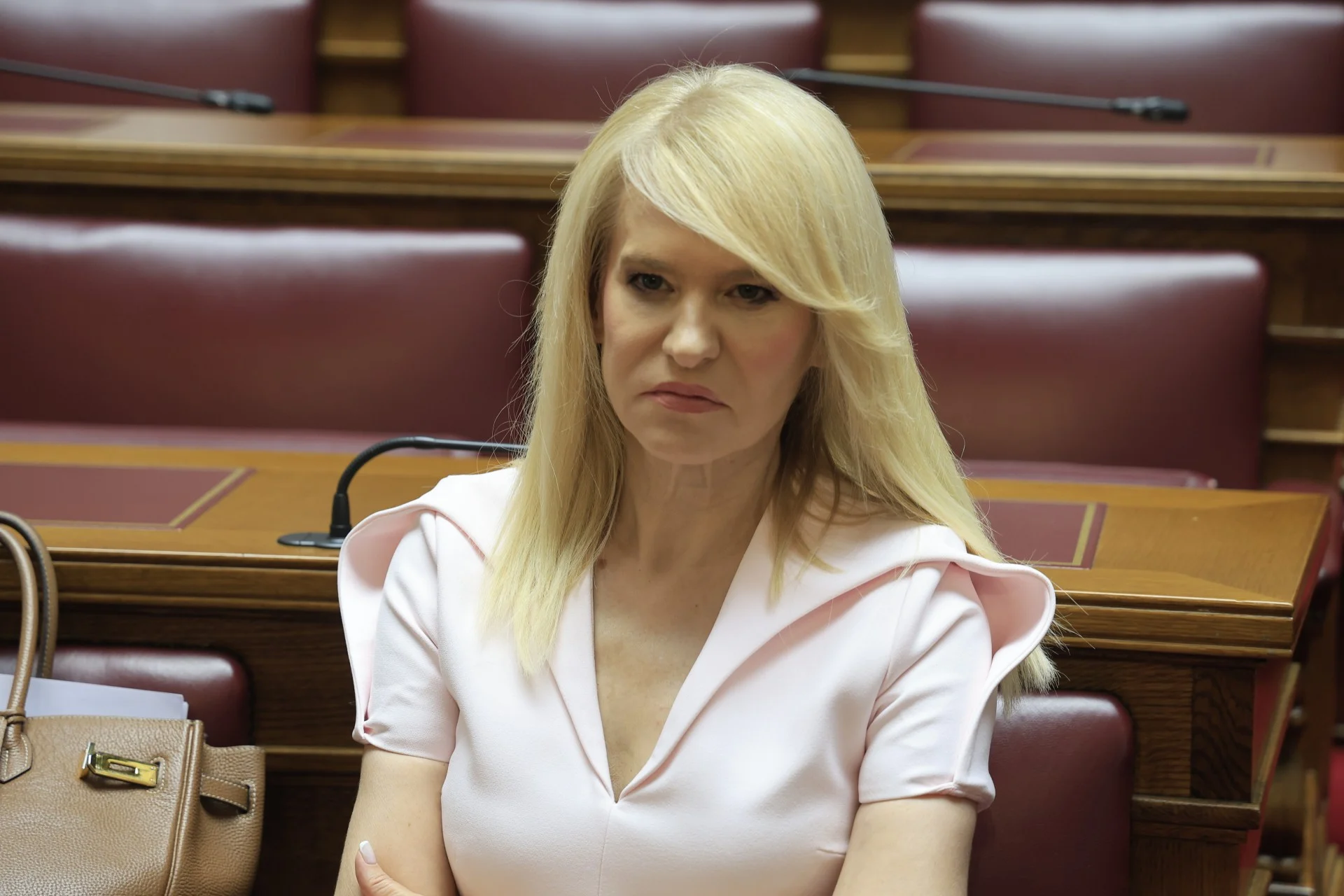 Ο Κασσελάκης νομιμοποιεί μία προφανή δεξιά απόκλιση