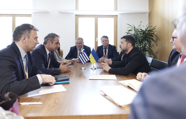 Με τον Ζελένσκι συναντήθηκε στις Βρυξέλλες ο Κυριάκος Μητσοτάκης και του έθεσε το θέμα με το drone στην Λευκάδα