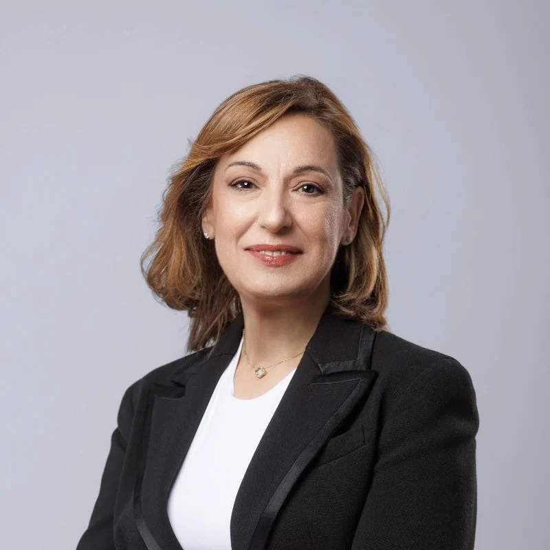 Η CEO που σπάει τα στερεότυπα και ενώνει Βαρδινογιάννη - Μαρινάκη