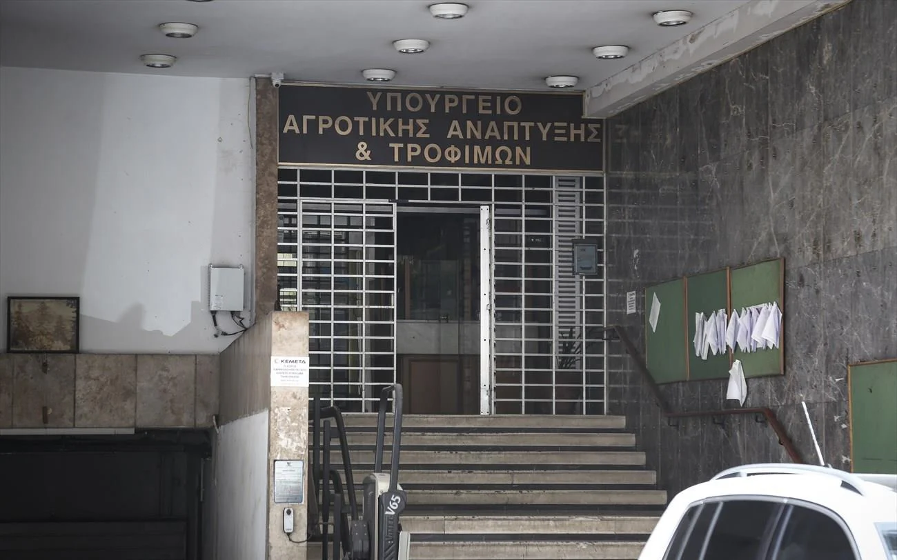 Η κατάσταση δεν προσφέρεται για φθηνή αντιπολίτευση και κορώνες