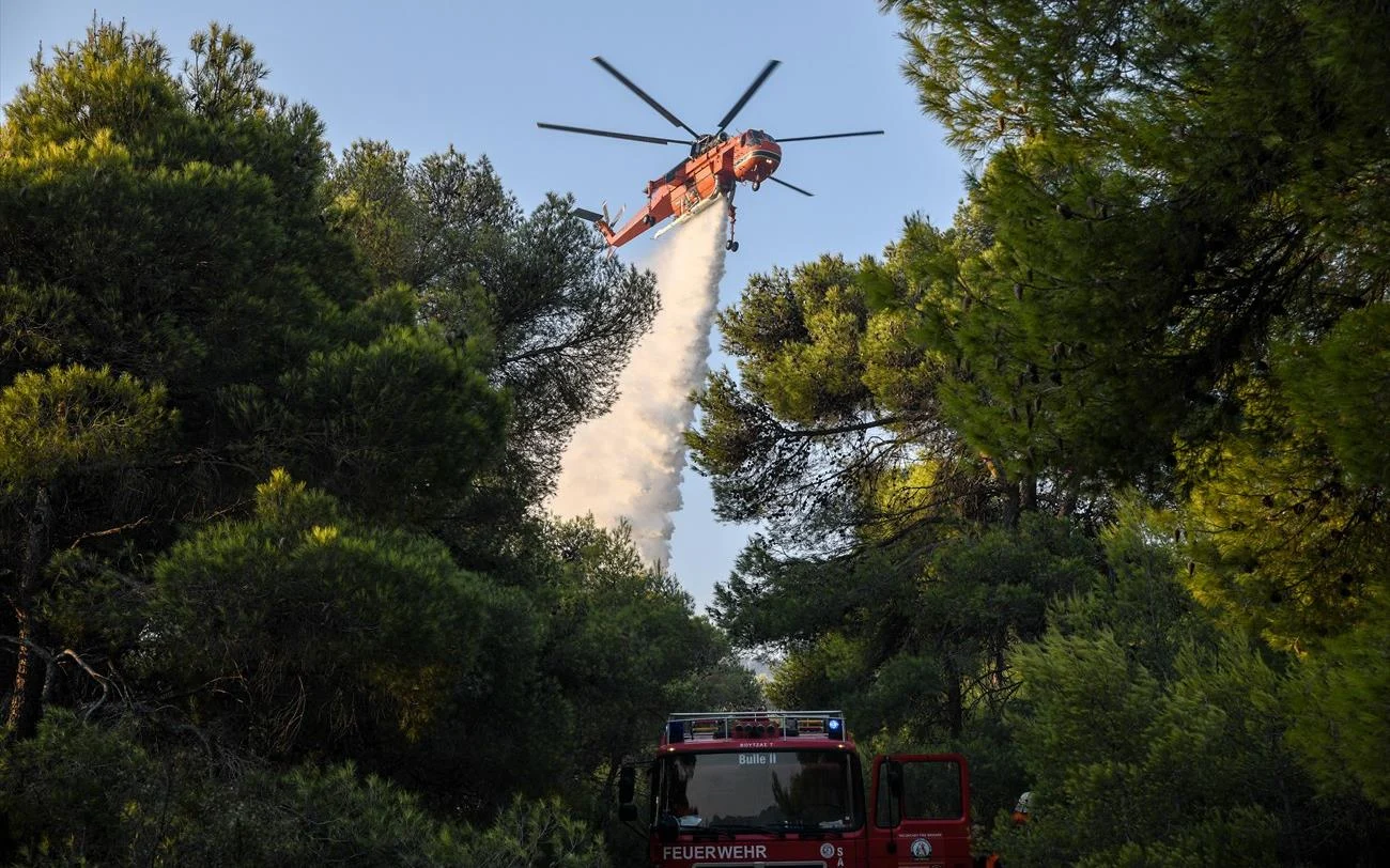 Φωτιά τώρα στον Αργυρόμυλο Λάρισας – Και εναέρια μέσα στην περιοχή