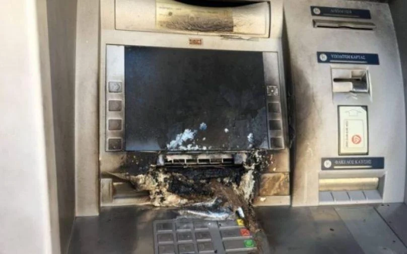Χειροπέδες σε αρχηγικό μέλος εγκληματικής οργάνωσης που διέπραττε εκρήξεις Α.Τ.Μ. και κλοπές οχημάτων