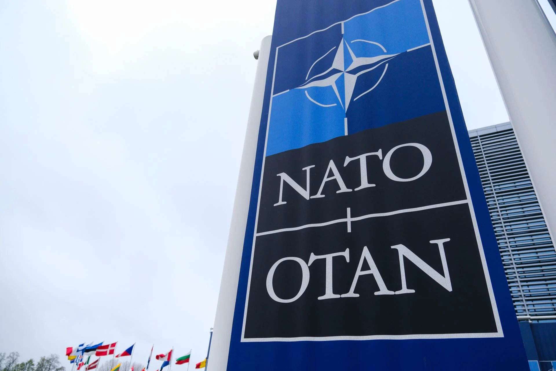 ΝΑΤΟ: Πέντε χώρες θα επιτύχουν φέτος τον στόχο της αύξησης των αμυντικών δαπανών στο 3,5%