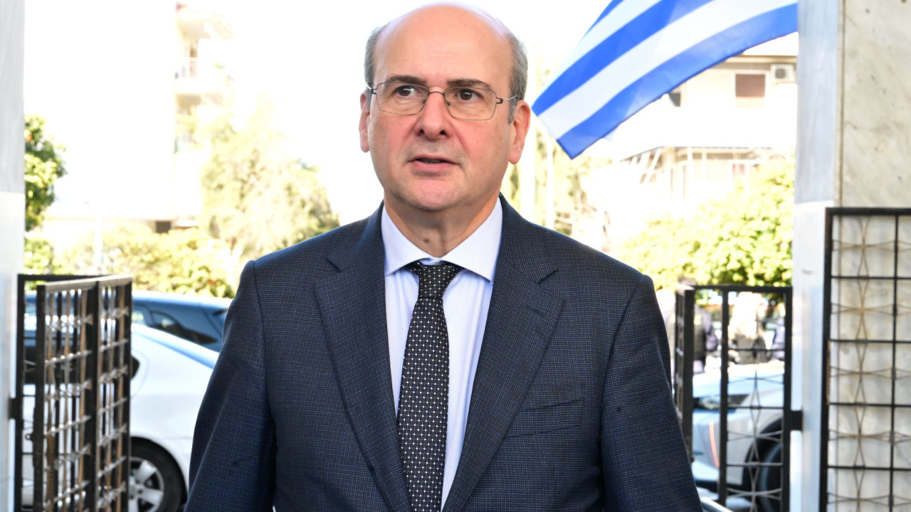 Χατζηδάκης από Κύπρο: Η επανένωση του νησιού είναι η μόνη λύση που έχουμε μπροστά μας