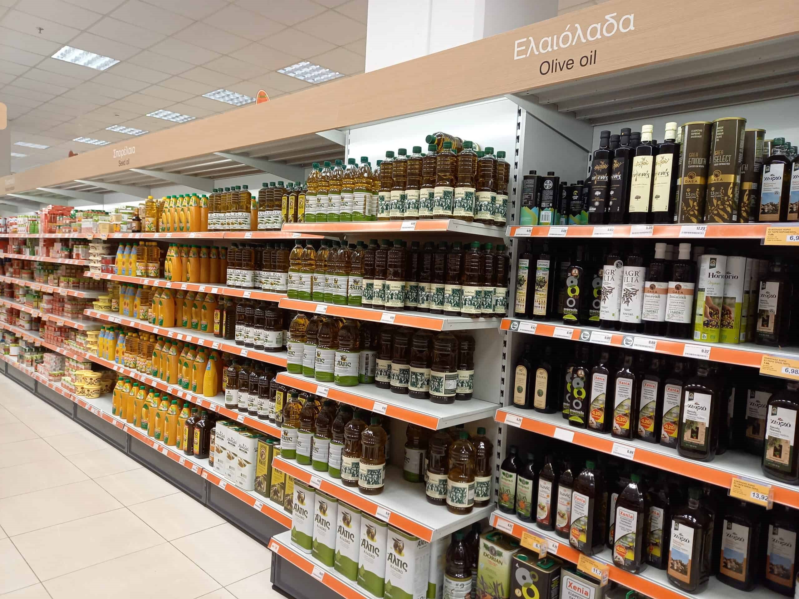 Στο 4,4% ο πληθωρισμός, αποκλιμάκωση τιμών 12,8% στο ελαιόλαδο