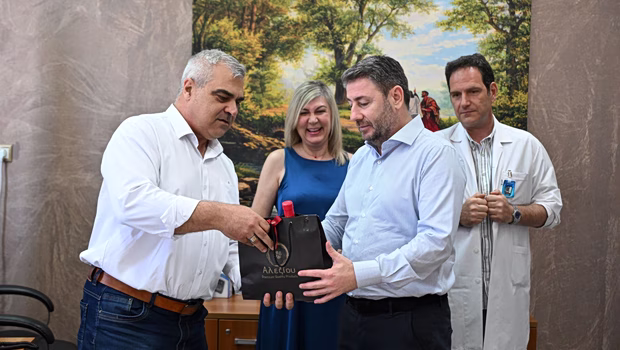Ανδρουλάκης: Πολιτική προτεραιότητα το ΕΣΥ - Θέση του ΠΑΣΟΚ η Αυτόνομη Υγειονομική Περιφέρεια Αιγαίου