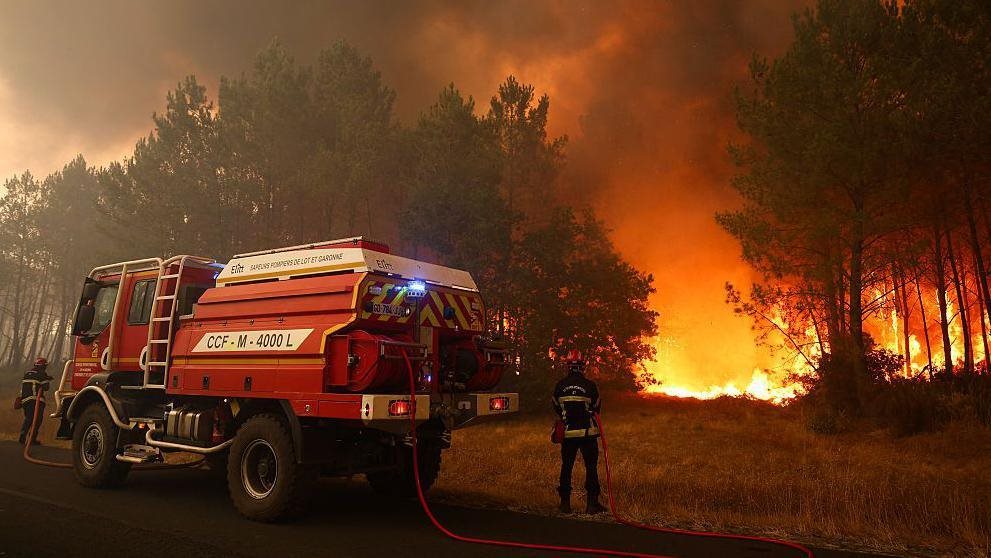 Παραδομένη στις φλόγες Γαλλία και Ισπανία, τρομάζει o επικείμενος καύσωνας