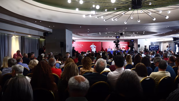 ΣΥΡΙΖΑ: Δύο Κεντρικές Επιτροπές, δυο πολιτικά κέντρα – ρεσάλτο από Πολάκη, Παππά και Δούρου