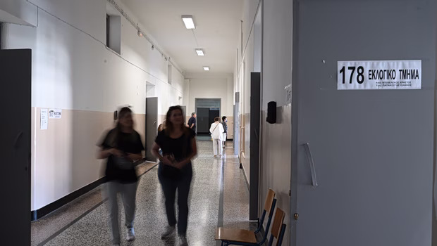 Οι νέοι ψηφίζουν αποχή | in.gr