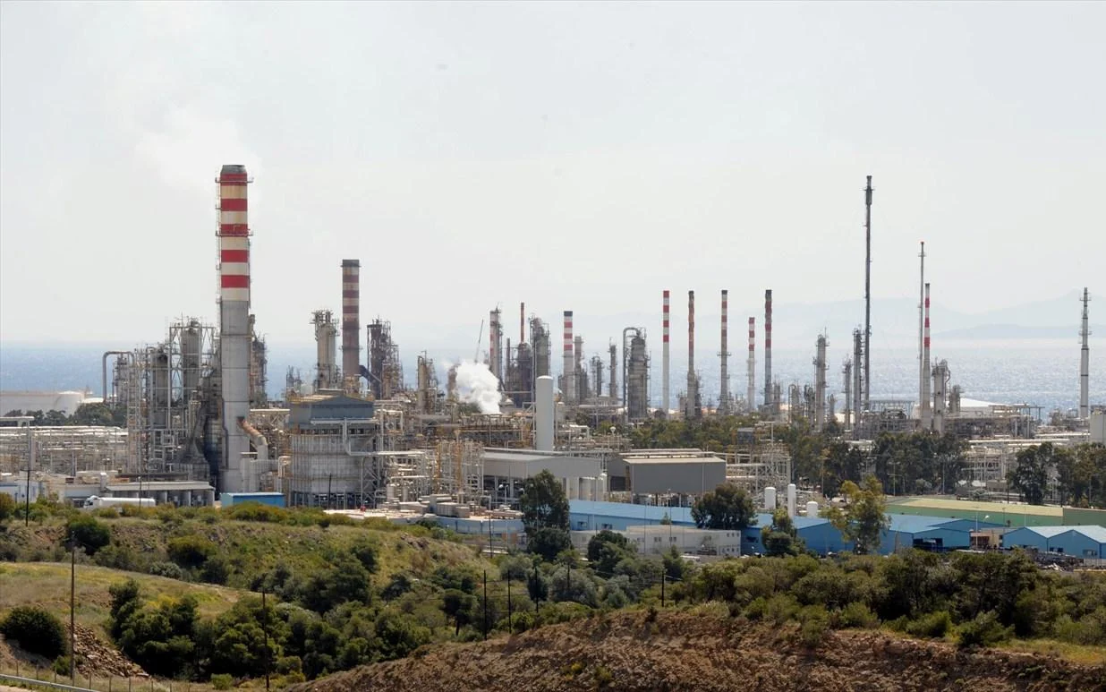 Η Optima Bank βλέπει τα 54 ευρώ για τη μετοχή της Motor Oil