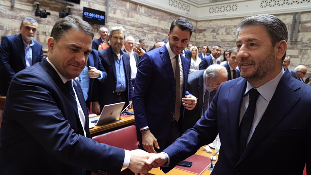 Τσουκαλάς: Το πραγματικό δίλημμα είναι με το ΠΑΣΟΚ των πολλών και αγνοημένων ή με τη ΝΔ των ευνοημένων μιας ελίτ