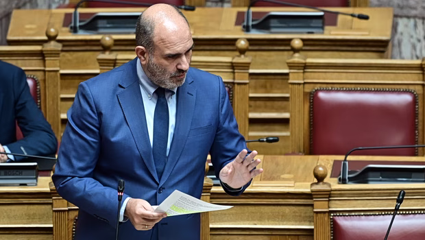 «Καρφιά» Μαρκόπουλου κατά Γεωργιάδη: Έχει σοβαρότερα πράγματα να ασχοληθεί από το να παίζει τένις με τον Κασσελάκη