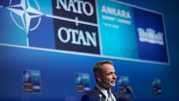 Μητσοτάκης: Απαραίτητο να αναλάβουν οι χώρες της ΕΕ μεγαλύτερο βάρος ευθυνών στο ΝΑΤΟ - Είχε δίκιο ο Τραμπ - Τι είπε για F-35 και casus belli