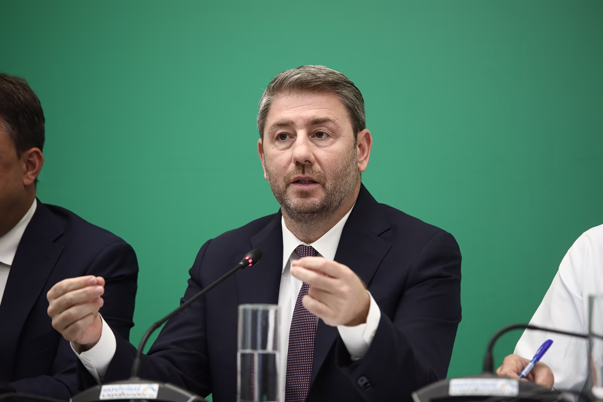 ΠΑΣΟΚ: Το «κατηγορώ» Ανδρουλάκη εναντίον της ΝΔ και τα «καρφιά» κατά Τσίπρα