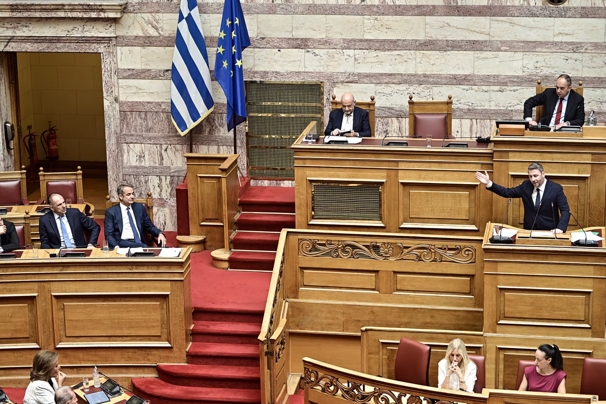 Ανδρουλάκης: Στις δημοκρατίες δεν υπάρχουν «αφεντικά» και όροι «μαφίας» - «Είστε πρωταθλητής του θράσους»