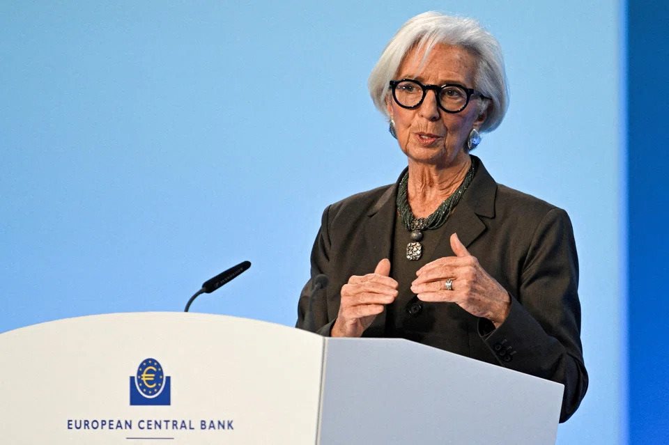 «Φρένο» στις αυξήσεις επιτοκίων αναμένεται να πατήσει η ΕΚΤ