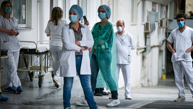 ΠΑΣΟΚ: Θα συνεχίσει ο Γεωργιάδης να καλύπτει τον συκοφάντη σύμβουλό του;