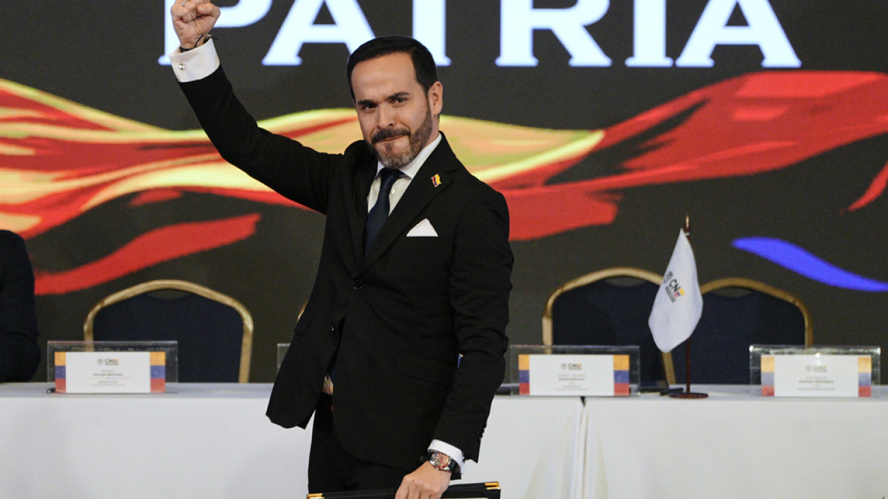 Κολομβία: Ο απερχόμενος πρόεδρος Πέτρο αμφισβητεί τη νομιμοποίηση του διαδόχου του της άκρας δεξιάς