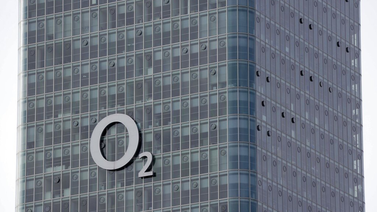 Γερμανία: Η O2 Telefónica ετοιμάζεται για περικοπές τουλάχιστον 1.000 θέσεων εργασίας