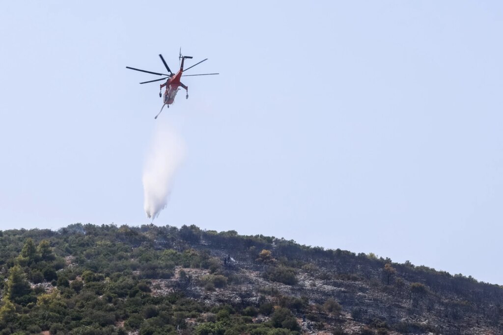 Κρήτη: Φωτιά τώρα στην Ιεράπετρα