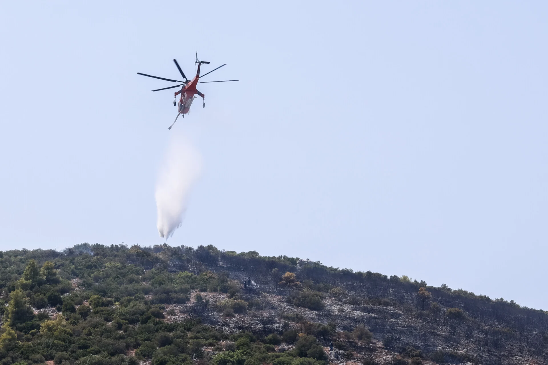 Κρήτη: Φωτιά τώρα στην Ιεράπετρα