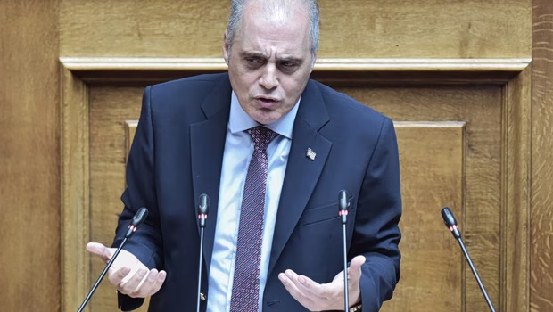 «Λαγός» του Μητσοτάκη ο Βελόπουλος: Kατέθεσε μήνυση στο ΑΠ για τις δηλώσεις Γεωργιάδη περί χρηματισμού Τσίπρα