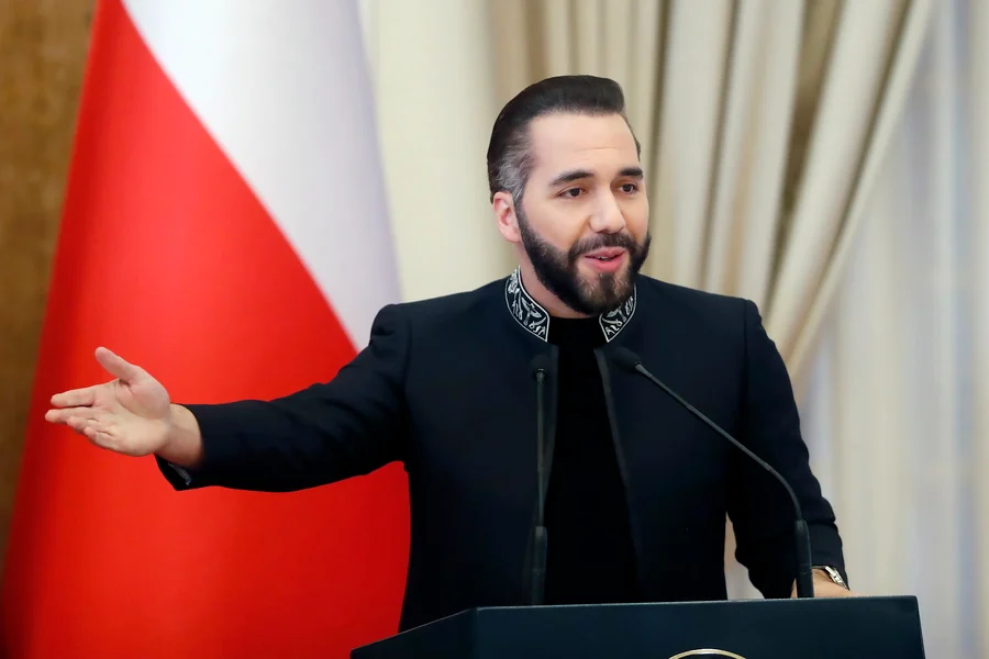 Ο Μπουκέλε έλαβε το χρίσμα από το Nuevas Ideas για να διεκδικήσει τρίτη προεδρική 6ετή θητεία