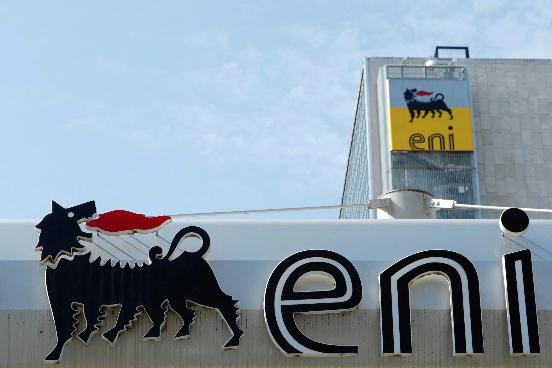 Κοινοπραξία της ιταλική Eni και της Seri για τον εφοδιασμό συστημάτων αποθήκευσης ενέργειας