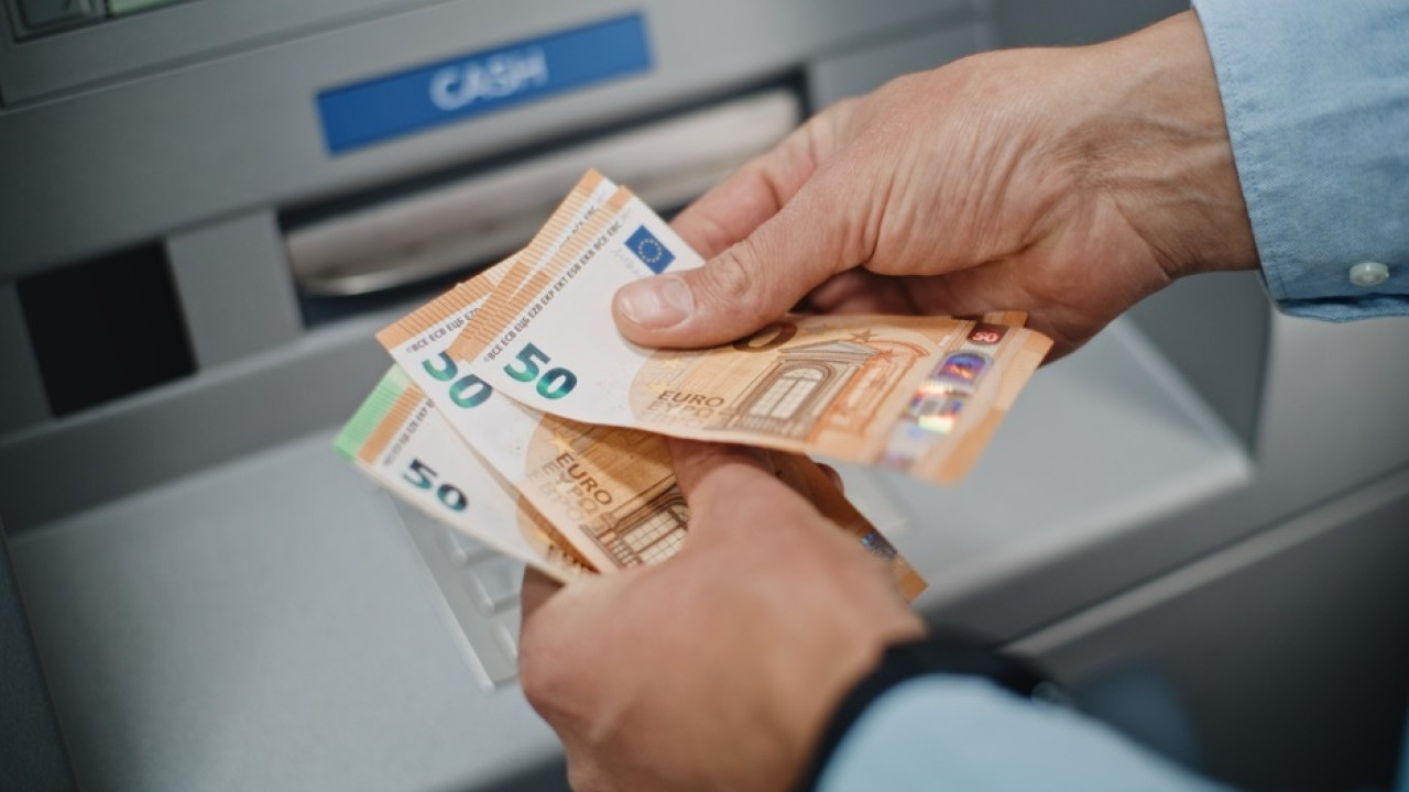 Ποιοι θα δουν σήμερα το απόγευμα χρήματα στους λογαριασμούς τους
