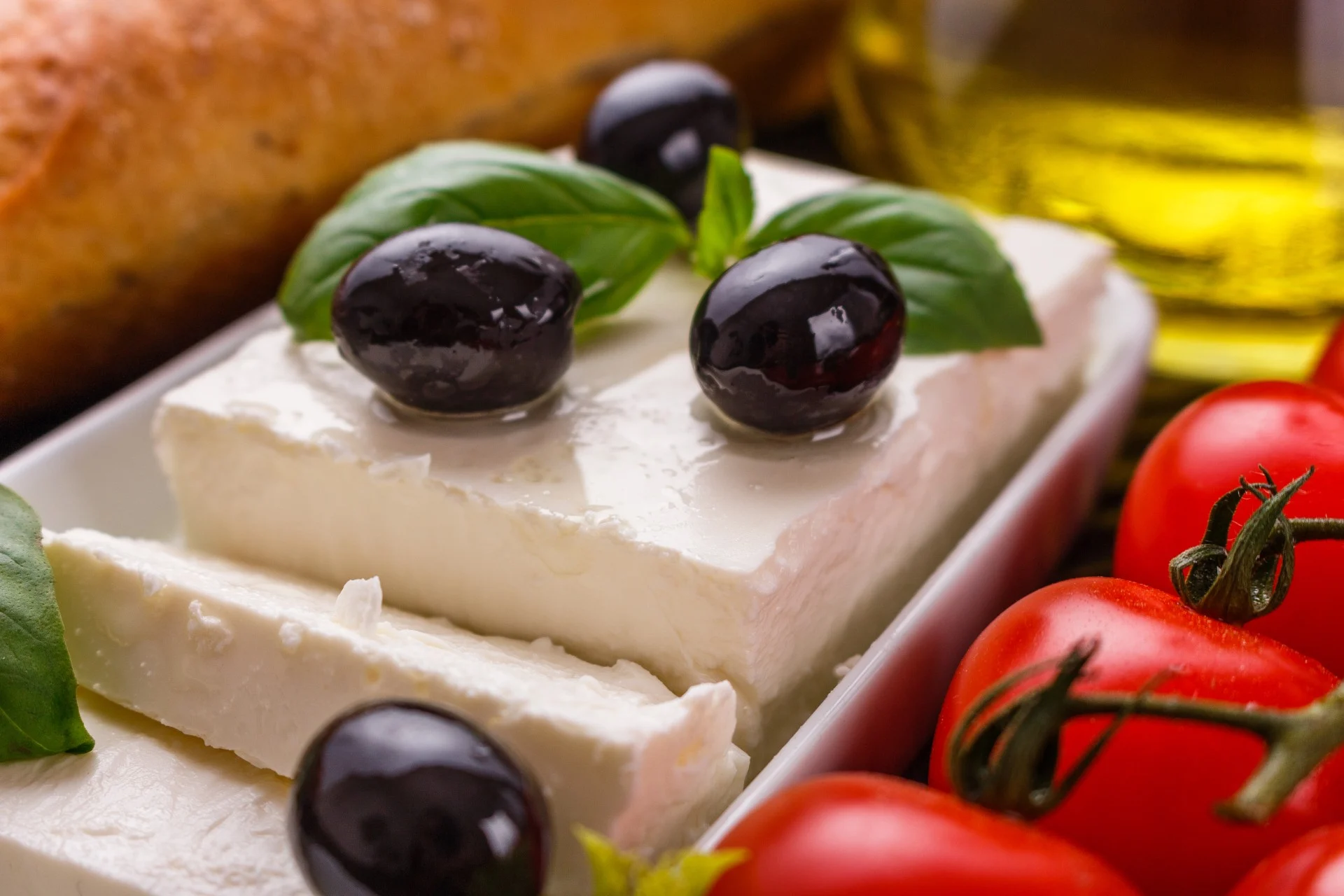 Απομιμήσεις στα ράφια και ένα «ξεχασμένο» έγγραφο του Προξενείου  