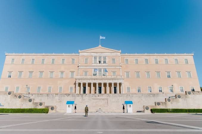 Απαιτητική η επόμενη φάση της ελληνικής οικονομίας λέει το ΕΔΣ