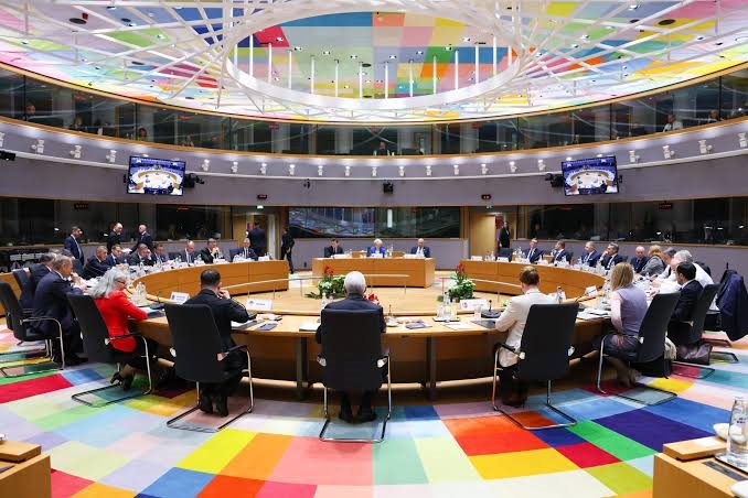Ενέκρινε νέο πακέτο κυρώσεων κατά τη Ρωσίας το Συμβούλιο ΕΕ