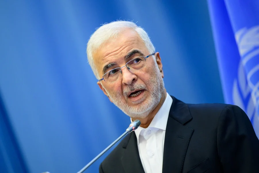 Ιράν: Συνάντηση του ΥΠΕΣ με διαμεσολαβητές στο Πακιστάν, την ώρα που συνεχίζουν οι συγκρούσεις με τις ΗΠΑ